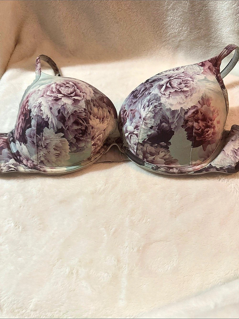 Cacique Floral Underwire Bra in Purple & Pink Like New